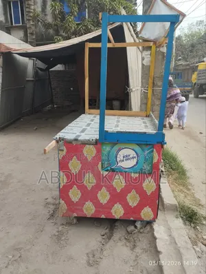 Wooden van cart, with wheels