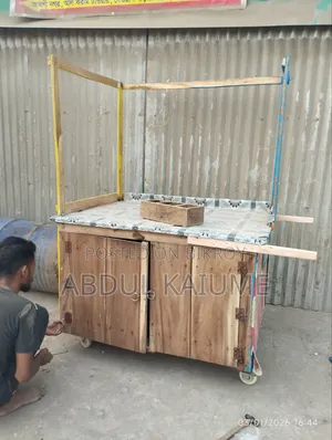 Wooden van cart, with wheels