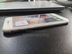 Apple iPhone 7 32 GB Silver