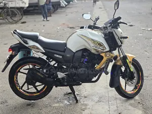 Yamaha FZ 2014 White
