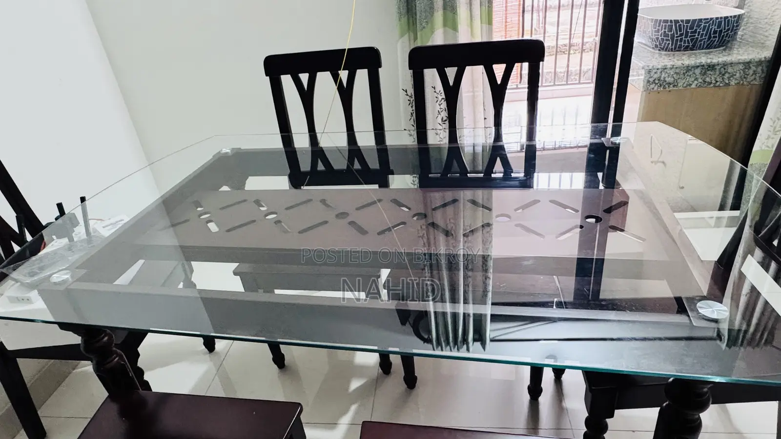 Regal Heritage Dining Table With 6 Chairs | Excellent Condition
