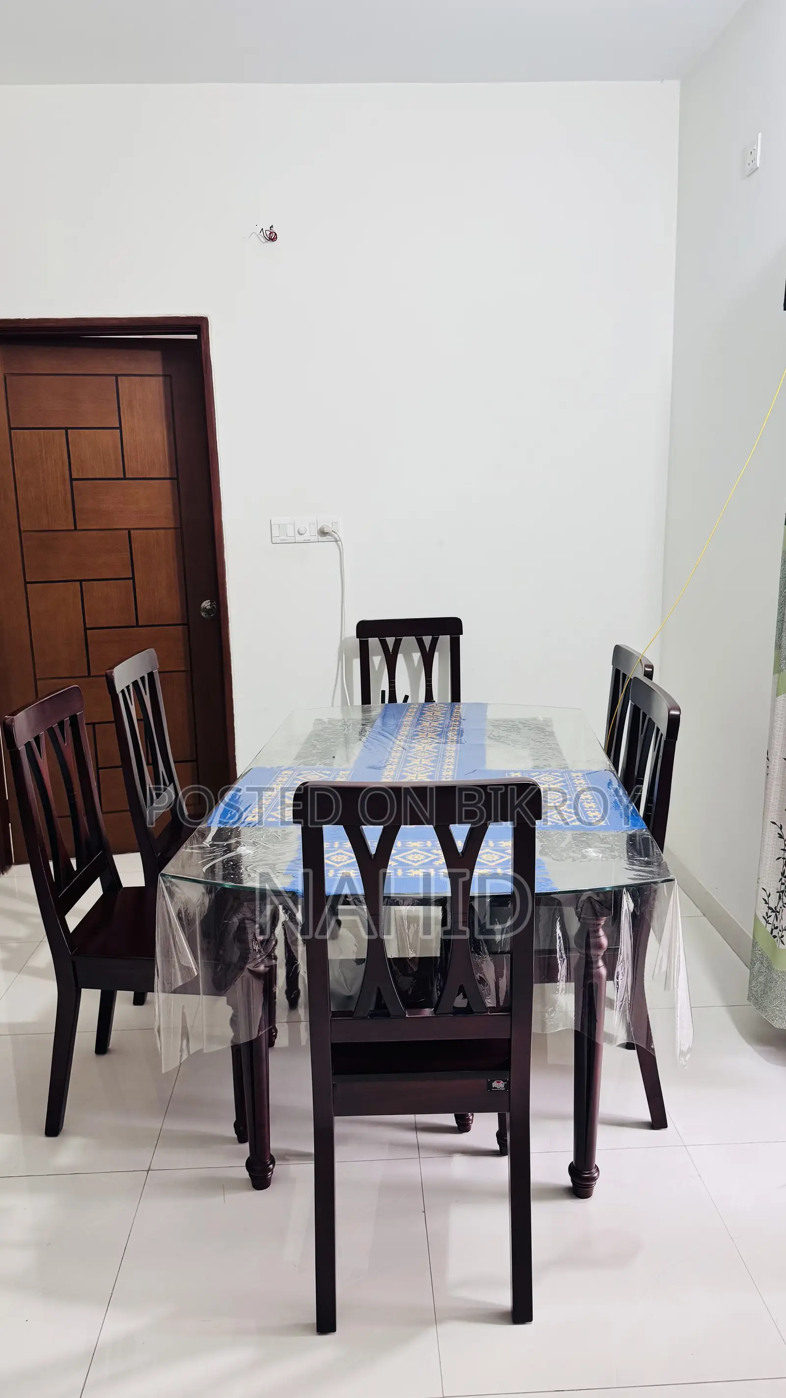 Regal Heritage Dining Table With 6 Chairs | Excellent Condition
