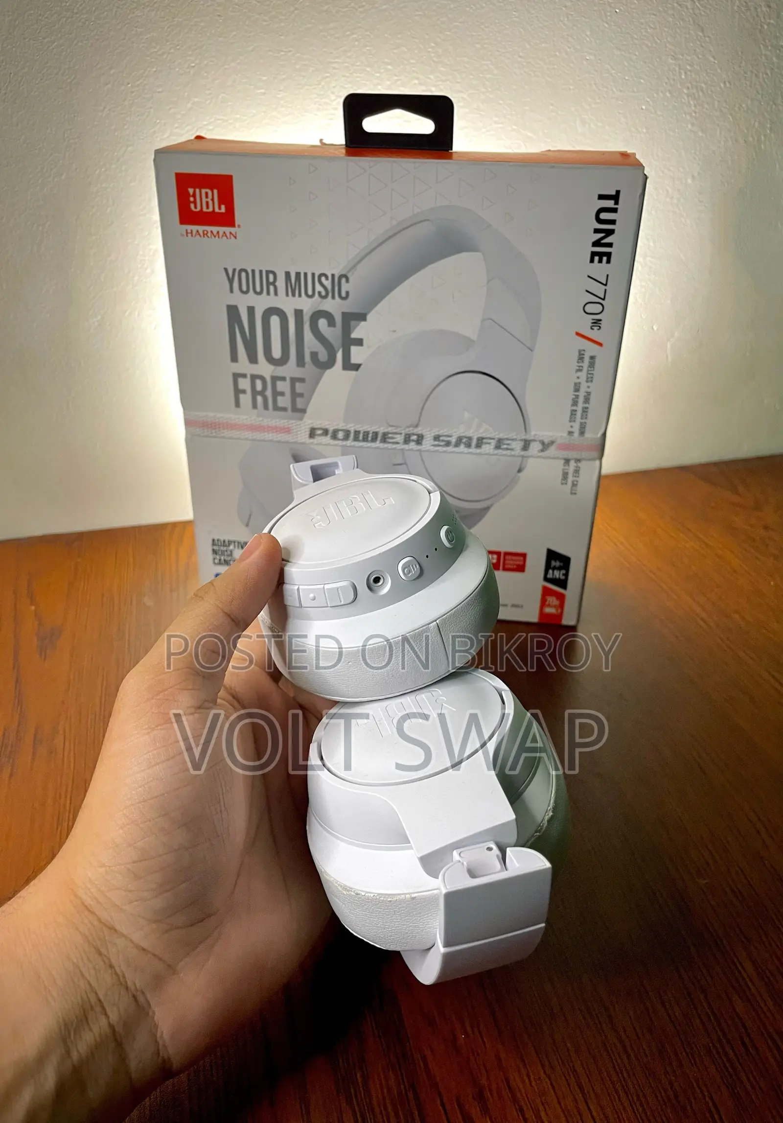 JBL Tune 770nc Headphone