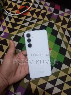 স্যামসাং গ্যালাক্সি এ৩৫ ১২৮ জিবি হোয়াইট