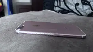Apple iPhone 7 Plus 32 GB Rose Gold