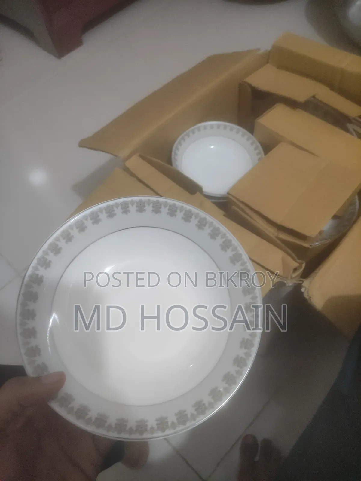 Dinner Set 32 PCS (Brand New)
