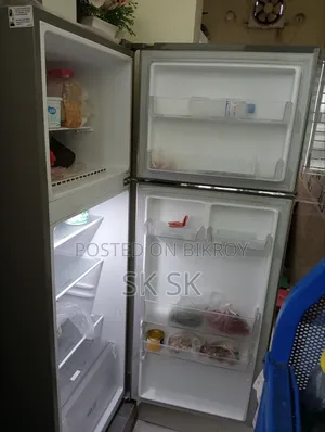 Lg Refrigerator, bought from original Lg showroom, 100% good, no problems