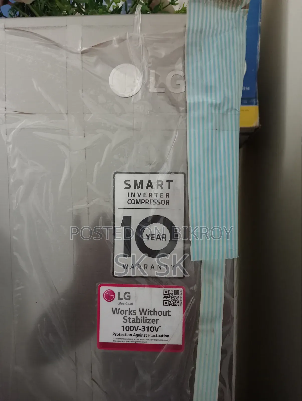 Lg Refrigerator, bought from original Lg showroom, 100% good, no problems