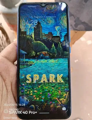 Tecno Spark 8C 64 GB Gray