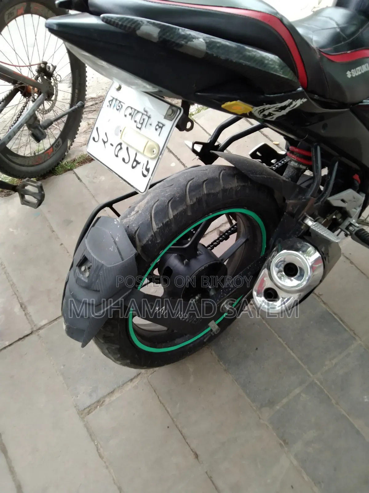 সুজুকি জিক্সার মনোটোন ২০২৩ ব্ল্যাক