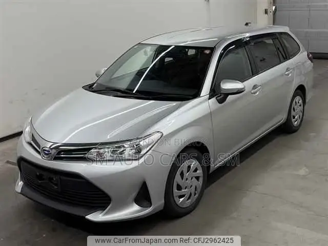 Toyota Corolla Fielder 1.5 Hybrid FWD 2021 Silver