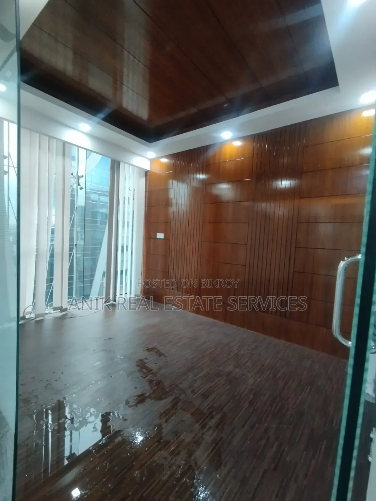 Commercial 2350 Sft Semi Furnished Office Space Rent At Banani