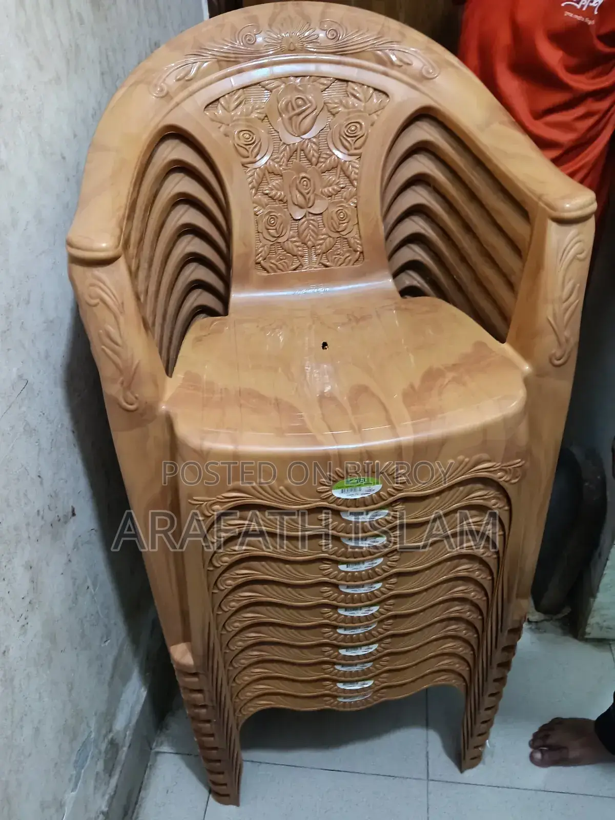 চেয়ার বিক্রি হবে। RFL এর টেল (৩৯৯ Fixed)চেয়ার সম্পূর্ণ নতুন