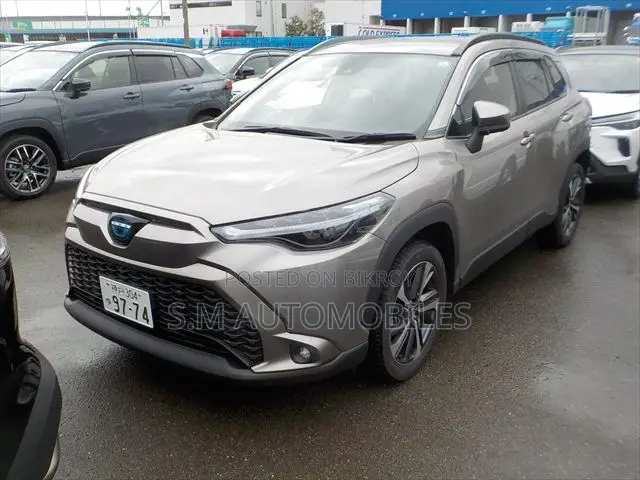 Toyota Corolla Cross 2023 Brown