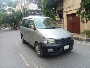 Toyota HiAce 2007 Silver