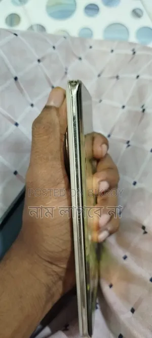 রিয়েলমি ১৩ প্রো+ ৫জি ২৫৬ জিবি সাদা