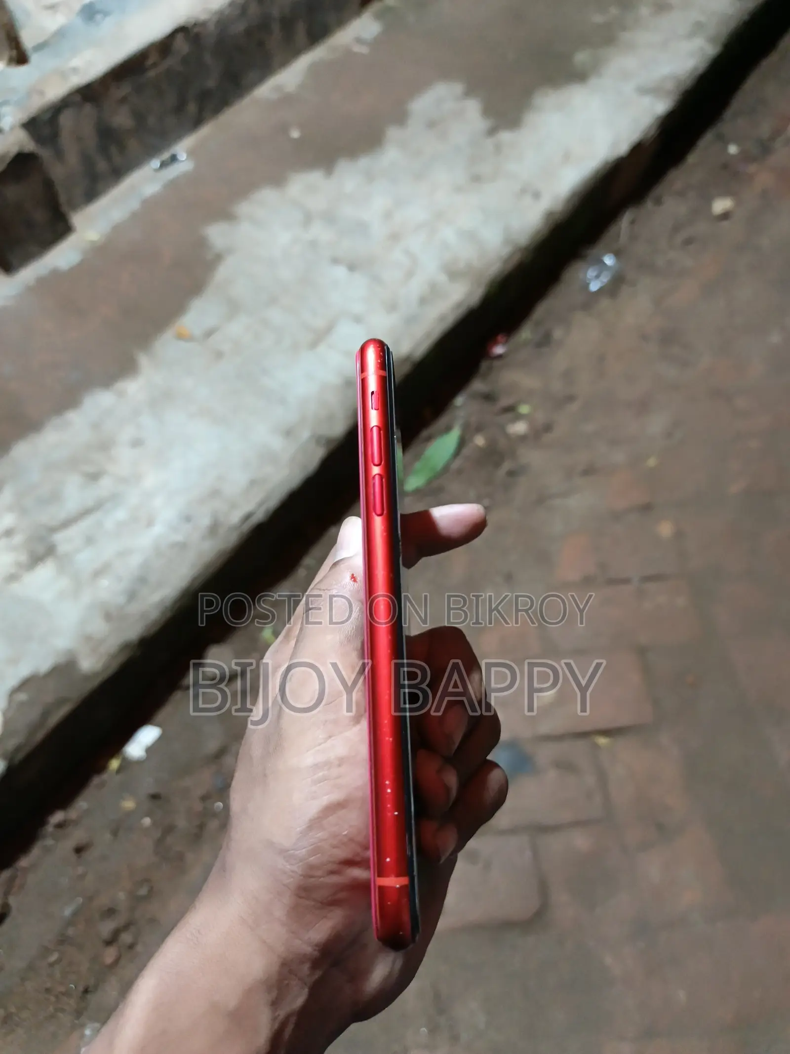 Apple iPhone XR 64 GB Red