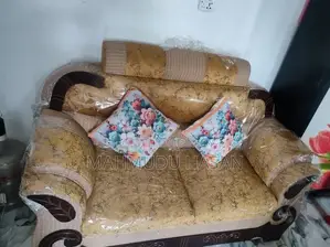 Attractive Design Royal 2-Seater Sofa