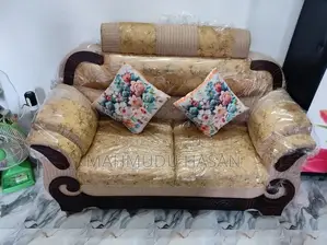 Attractive Design Royal 2-Seater Sofa
