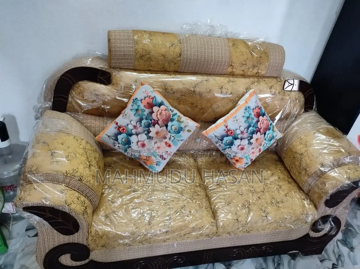 Attractive Design Royal 2-Seater Sofa