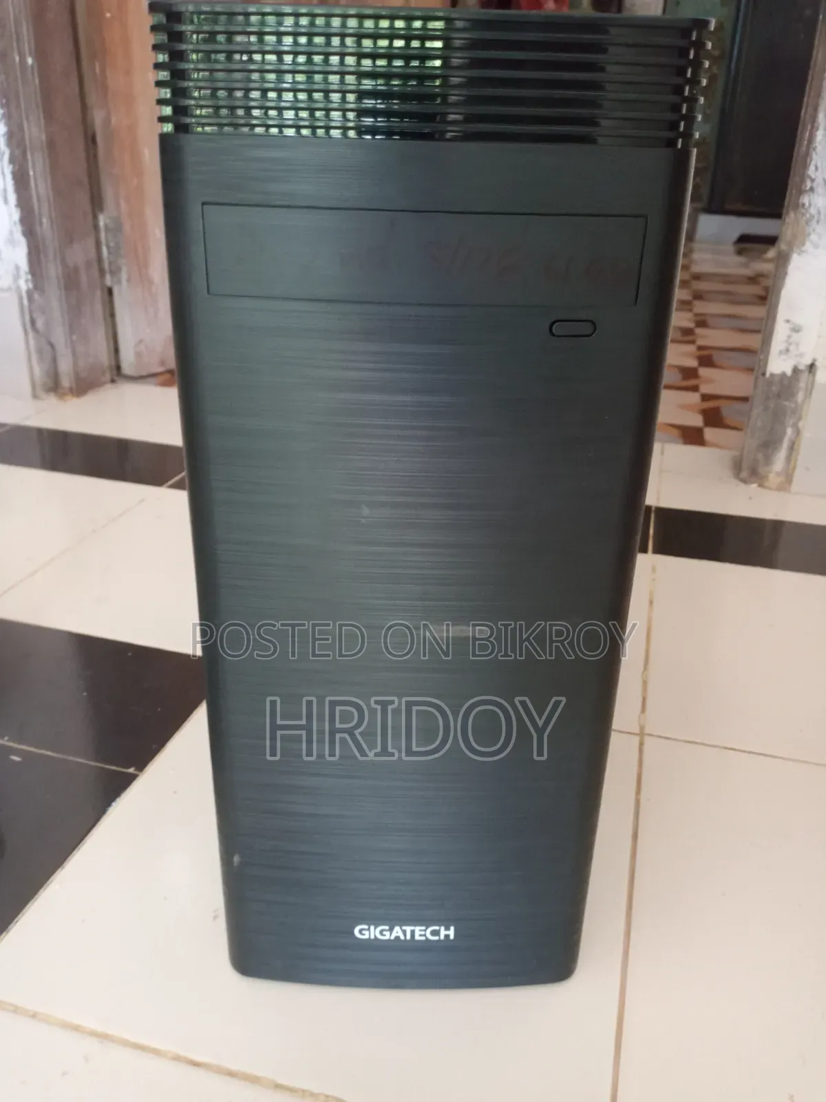 Desktop Computer 4GB Intel Core i3 HDD 500GB