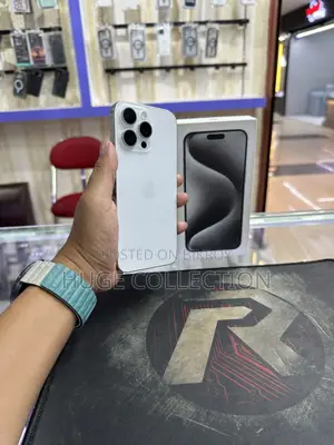 Apple iPhone 15 Pro Max 256 GB White