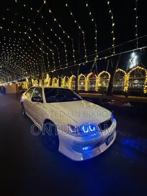 Toyota Corona Premio 2000 Pearl