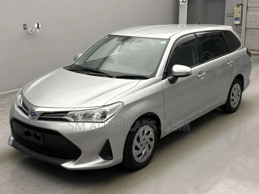 টয়োটা করোলা ফিল্ডার ১.৫ হাইব্রিড এফডব্লিউডি ২০২১ সিলভার
