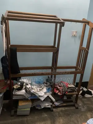 ৬ মাস ব্যবহৃত চিটাগাং সেগুন কাঠের আলনা