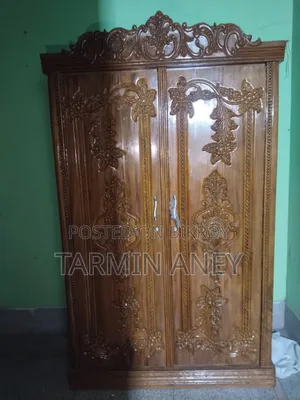 Almirah for urgent sale