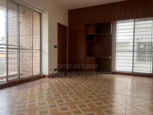 4-Bedroom Apartment in Banani DOHS for Sale