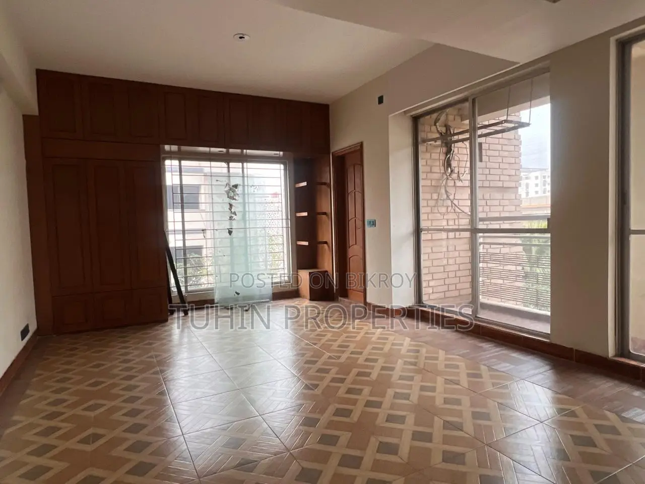 4-Bedroom Apartment in Banani DOHS for Sale