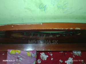 ব্যবহৃত চমৎকার কাঠের ডাবল খাট (Semi-Box) বিক্রয় হবে