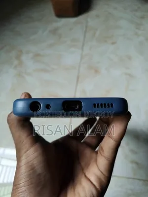 Vivo Y11 32 GB Blue
