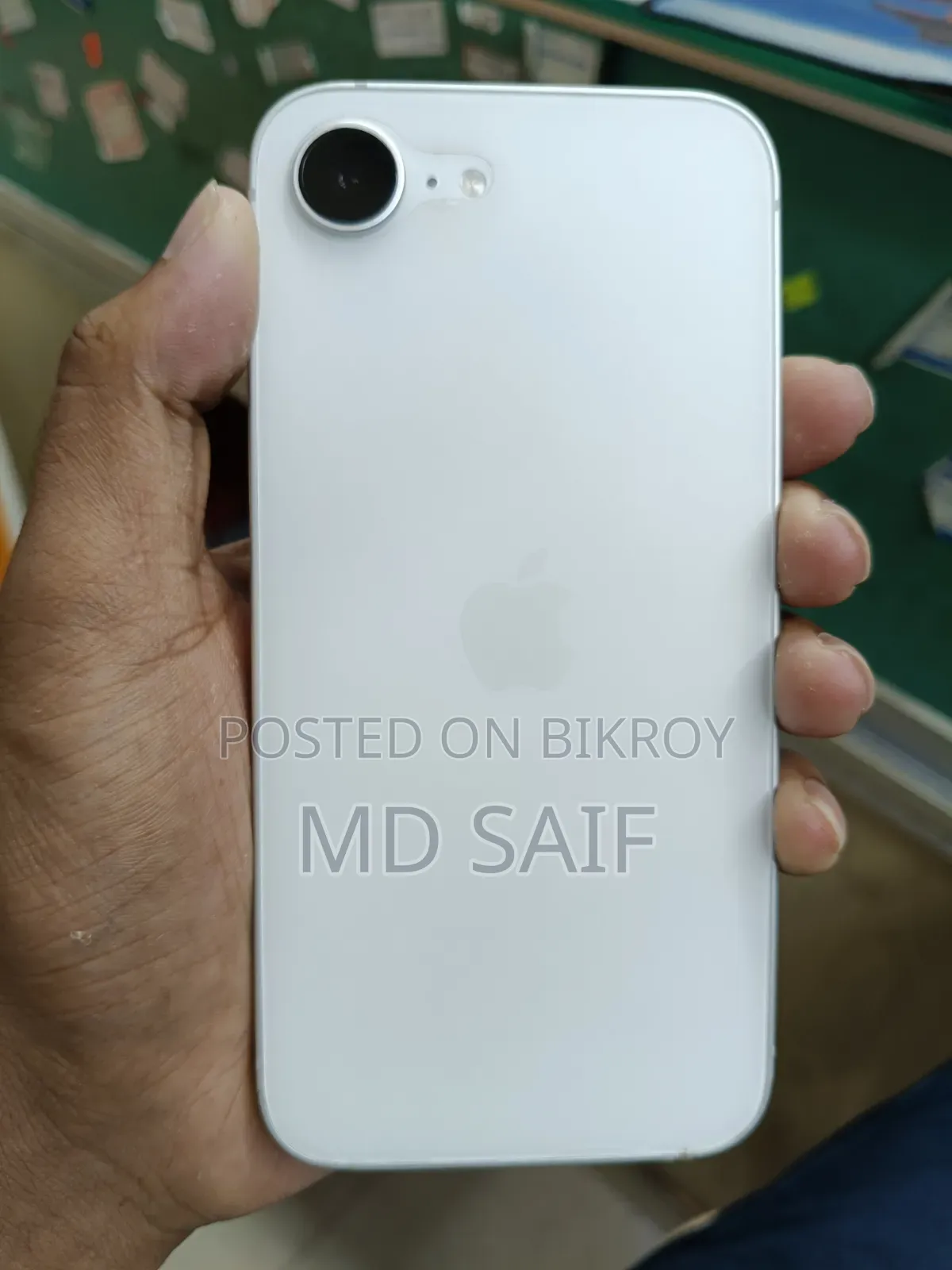 Apple iPhone 16e 128 GB White