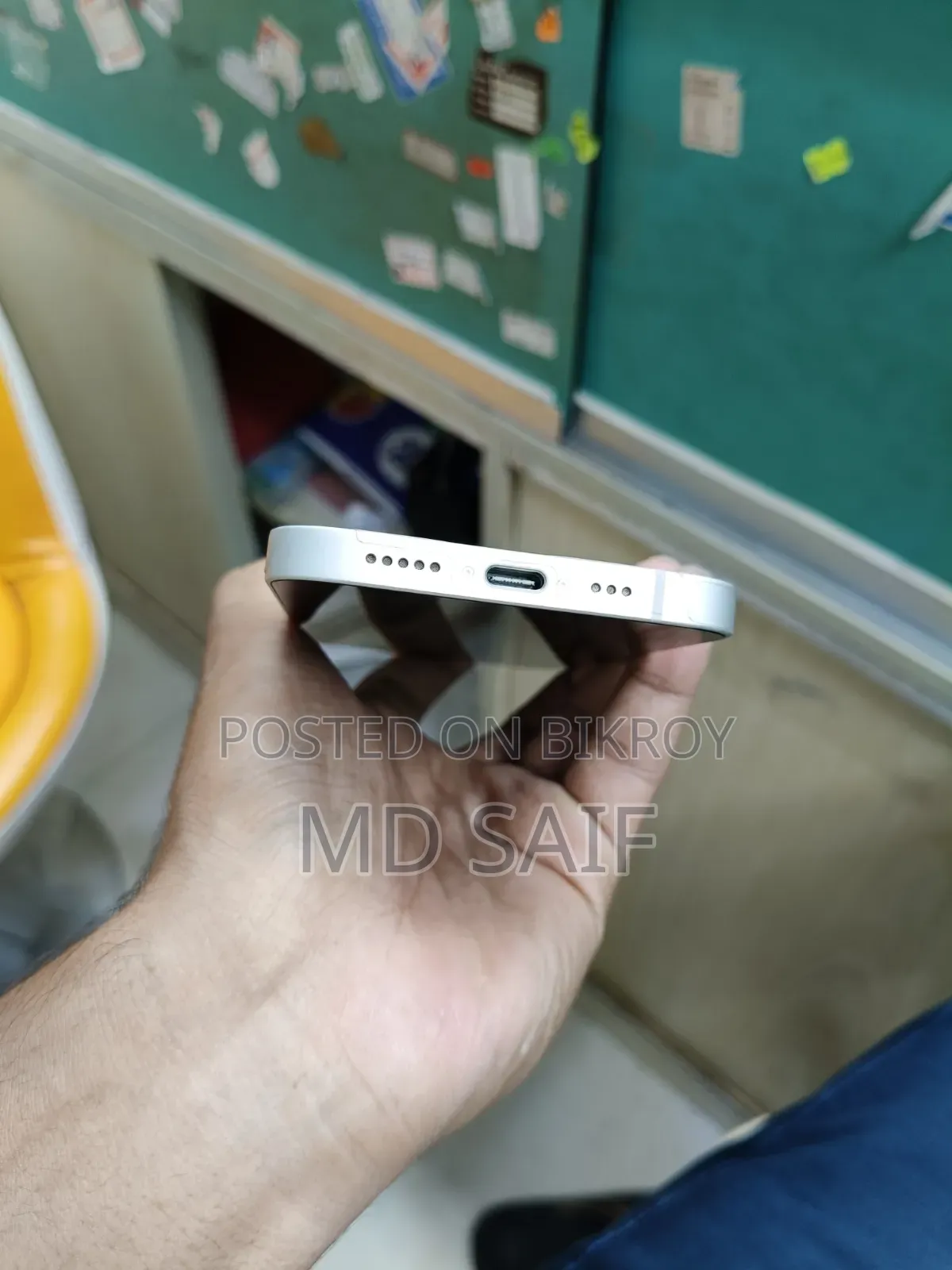 Apple iPhone 16e 128 GB White