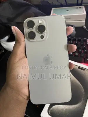 Apple iPhone 15 Pro Max 256 GB