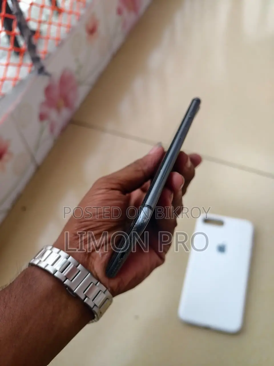 অ্যাপল আইফোন ৮ প্লাস ৬৪ জিবি ব্ল্যাক