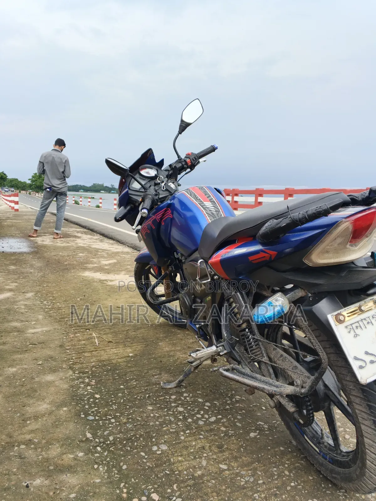 TVS Apache RTR 160 2V 2022 Blue