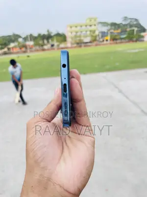 Infinix Hot 40 Pro 128 GB Blue