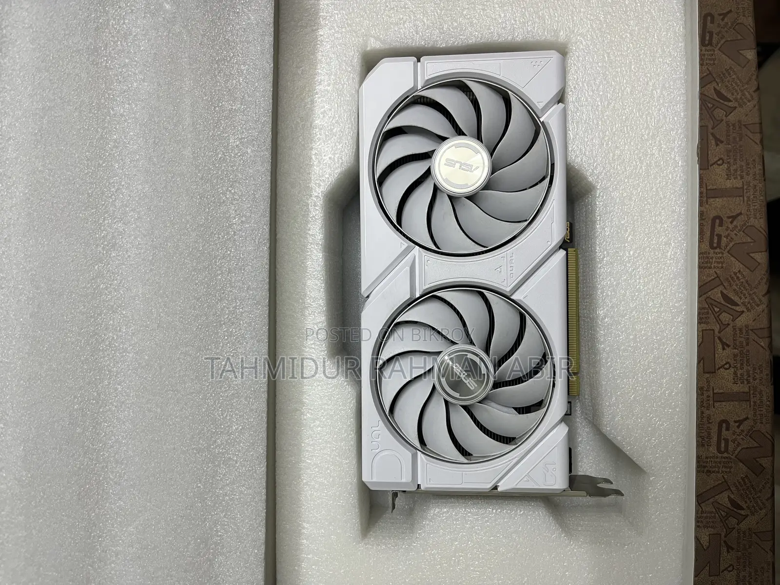 Asus RTX 4060 White Oc