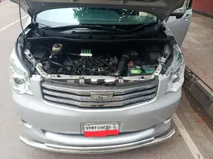 Toyota Noah 2012 Silver