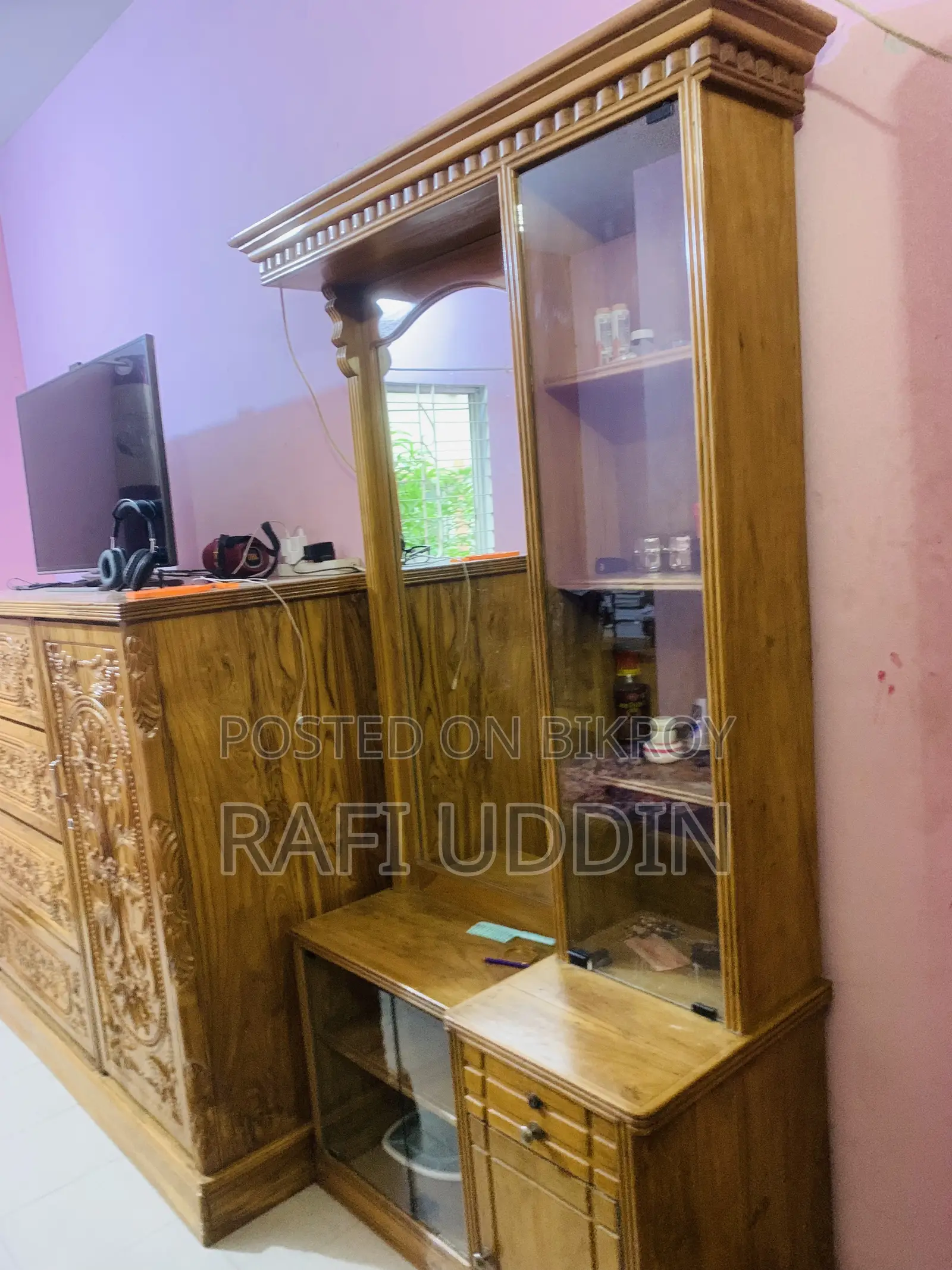 Dressing Table