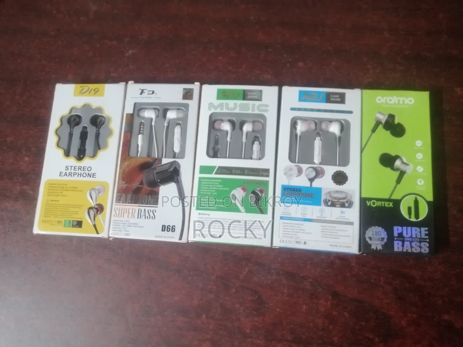 Earphone And Headphones