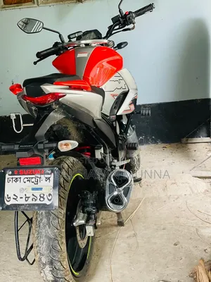 Suzuki Gixxer Fi ABS 2024 Orange