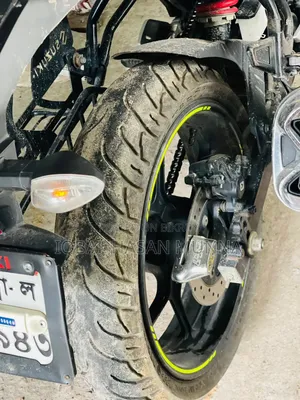 Suzuki Gixxer Fi ABS 2024 Orange