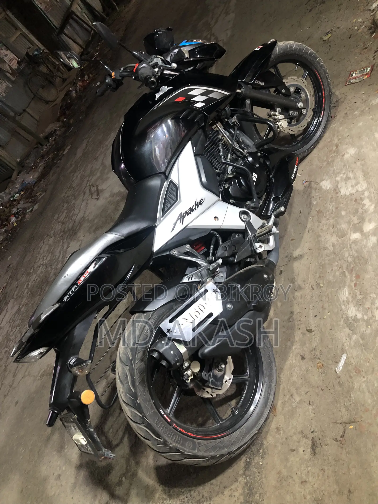 New TVS Apache 160 4V 2022 Black
