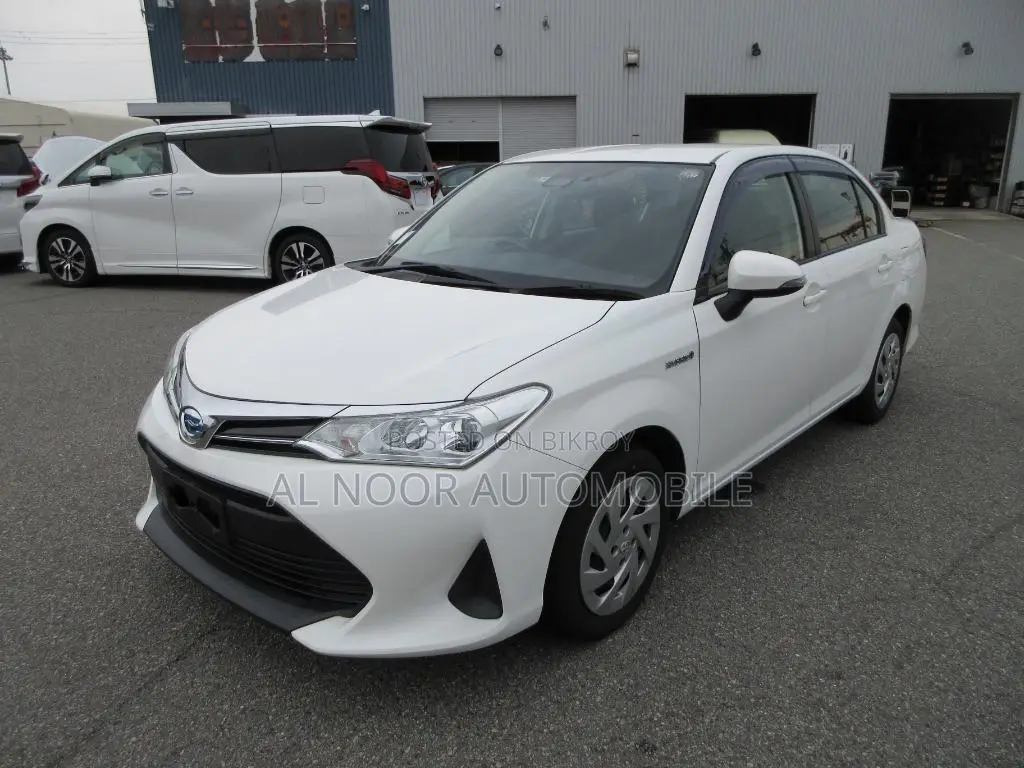 Toyota Axio 2021 Pearl