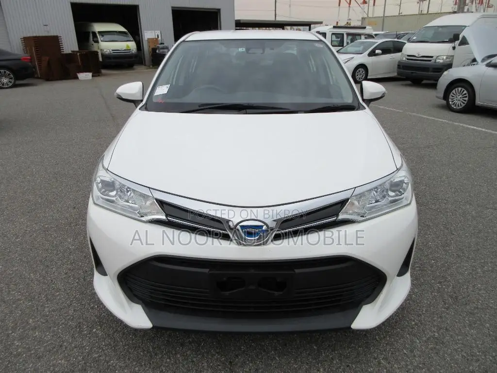 Toyota Axio 2021 Pearl