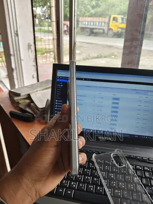 Tecno 64 GB White